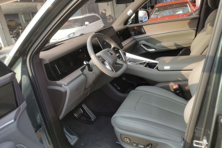 腾势N9 2025款 尊荣型局部细节19