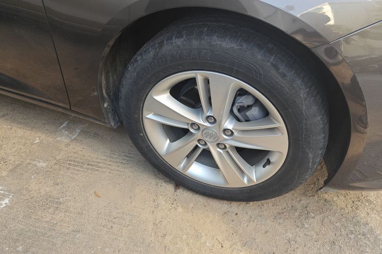 别克 君威 2019款 20T 精英型 国VI车身外观6007