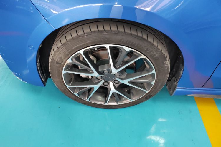 领克03 2020款 2.0TD 自动劲Pro版车身外观6005