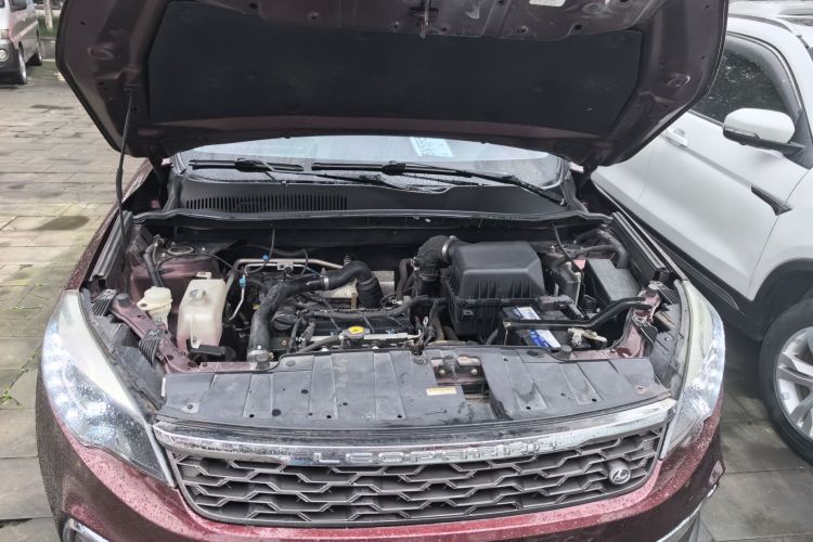 猎豹汽车 猎豹CS10 2017款 1.5T CVT精英型机舱底盘24