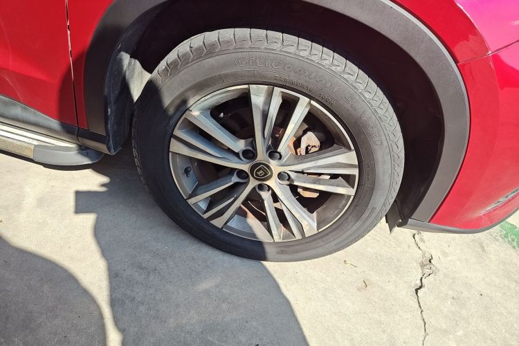 比亚迪 宋Pro 2019款 1.5T 自动豪华型车身外观10