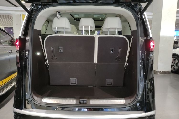 腾势D9 2024款 EV 620 尊享型机舱底盘23