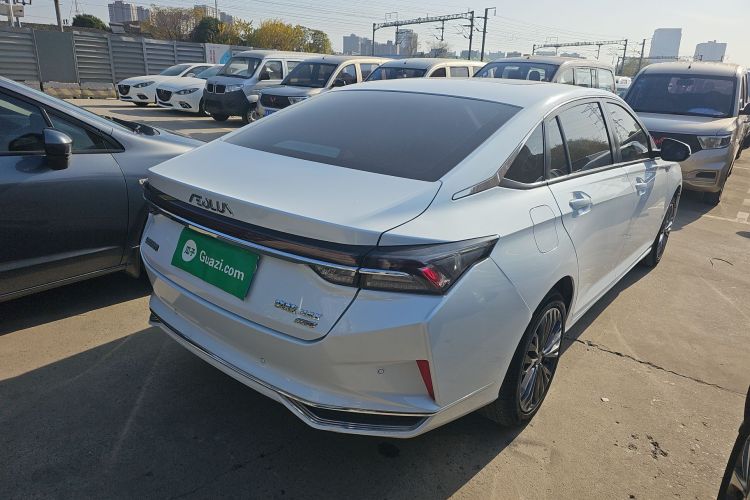 东风风神 奕炫MAX 2023款 1.5T 超能型爸版车身外观7