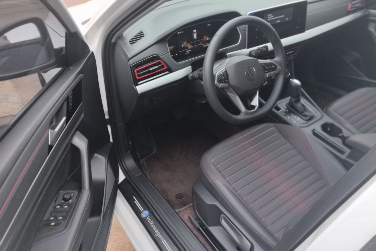 大众 朗逸 2024款 300TSI DSG星空满逸版中控内饰20