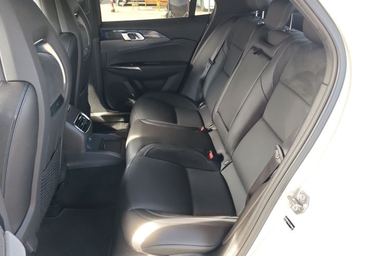 领克03新能源 2019款 1.5T PHEV Pro中控内饰7004