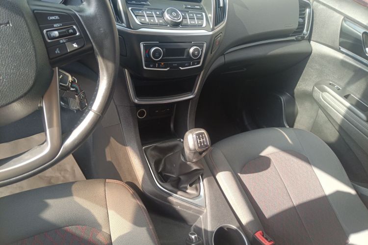 东风风神AX5 2017款 1.4T 手动趣尚型中控内饰18