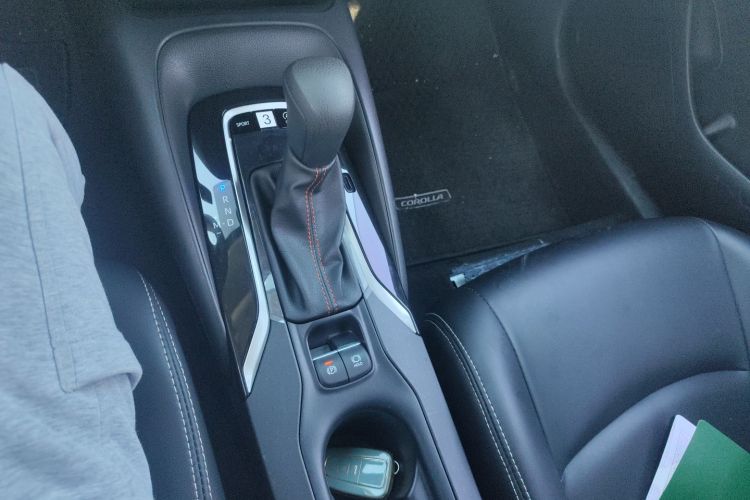 丰田 卡罗拉 2021款 1.2T S-CVT先锋PLUS版中控内饰18