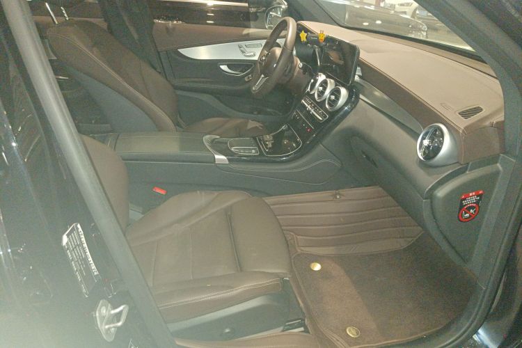 奔驰GLC 2020款 改款 GLC 260 L 4MATIC 动感型局部细节41