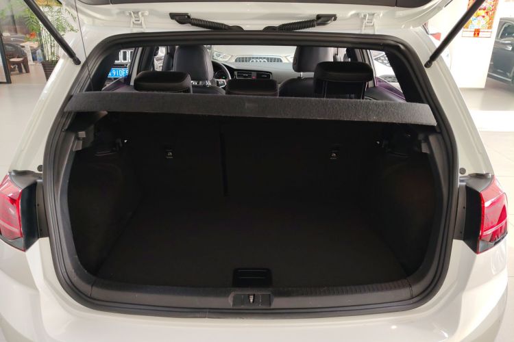大众 高尔夫 2018款 280TSI 自动R-Line型机舱底盘23