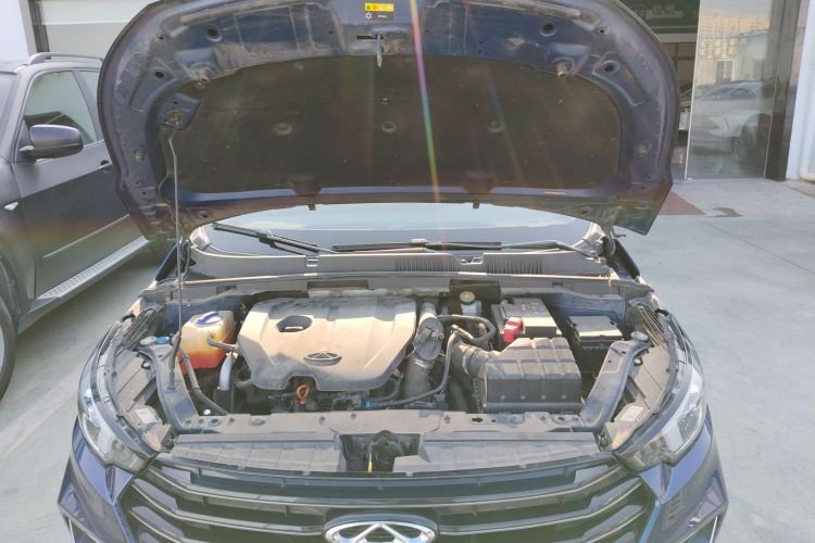 奇瑞 艾瑞泽5 PLUS 2021款 小泽 1.5T CVT型PLUS机舱底盘24