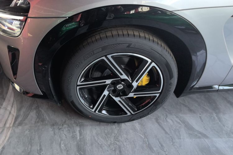 小米汽车 小米YU7 2025款 超长续航后驱版车身外观6007