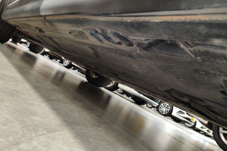 奔驰GLB 2021款 GLB 200 动感型局部细节9002