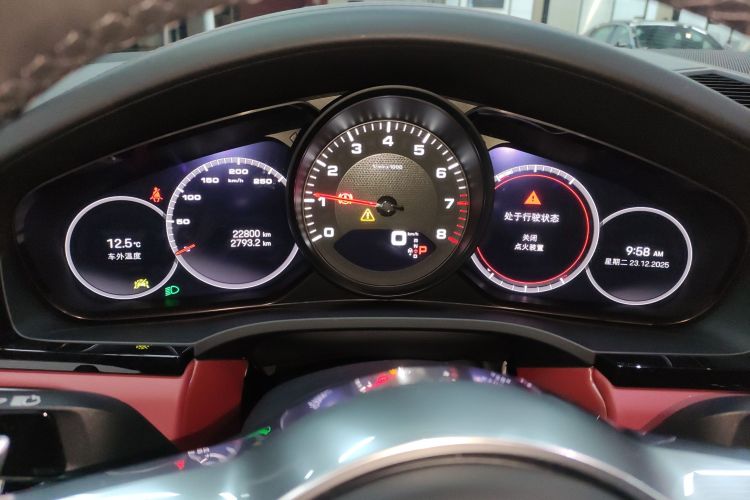 保时捷 2023款 Cayenne 3.0T中控内饰14