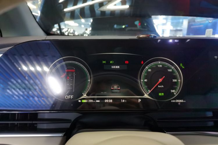 岚图汽车 岚图梦想家 2022款 0碳版 梦+智享包 475km中控内饰14