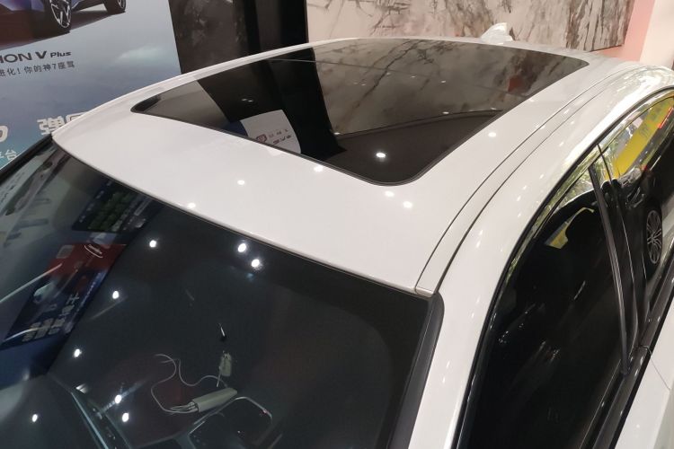 宝马3系 2021款 改款 325Li M运动曜夜套装局部细节57