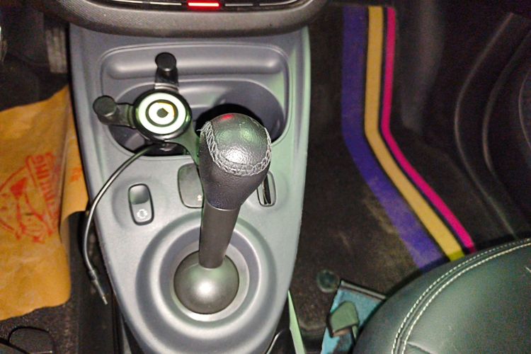 smart fortwo 2019款 0.9T 66千瓦硬顶风擎版 国VI局部细节18