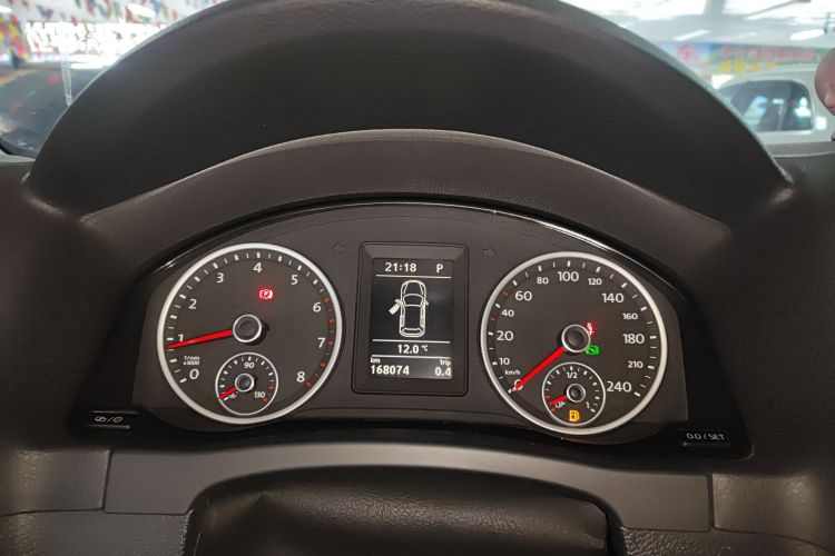 大众 途观 2016款 300TSI 自动两驱舒适版局部细节14