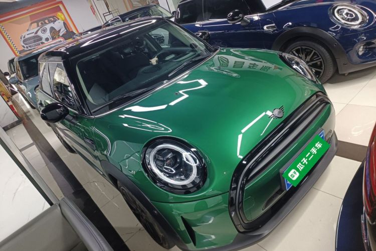 MINI 2023款 1.5T COOPER 艺术家 五门版车身外观3