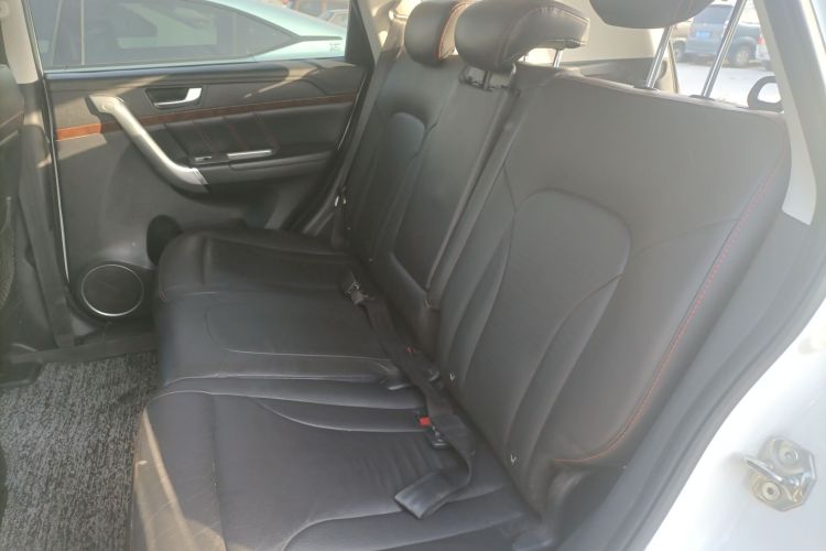 哈弗H6 2013款 运动版 1.5T 手动两驱精英型中控内饰7004