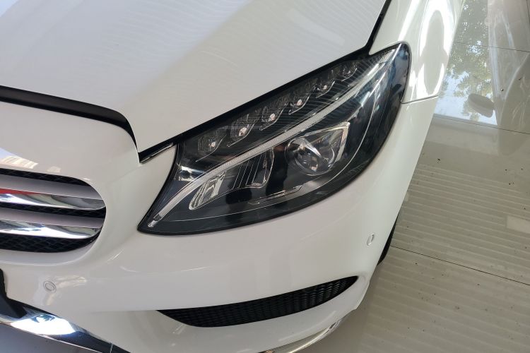 奔驰C级 2017款 改款 C 200 L 运动版局部细节36