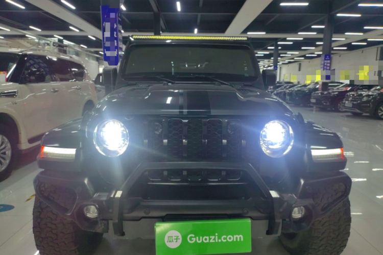 Jeep 角斗士 2022款 3.6L 先行版车身外观6001