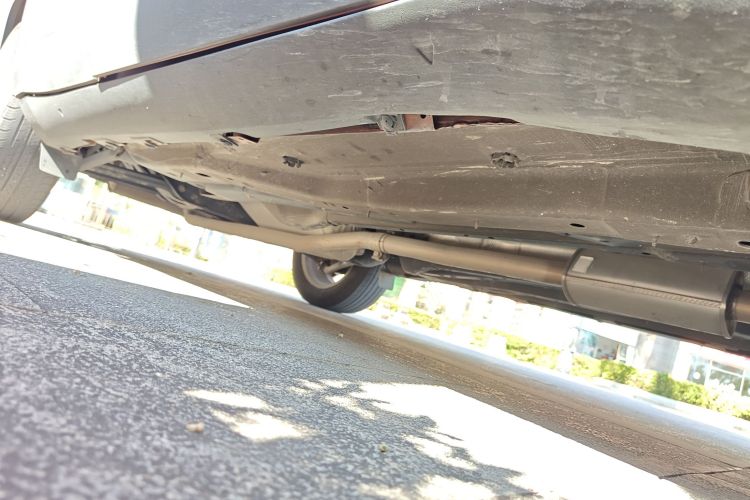 Jeep 自由侠 2019款 220T 自动领先版局部细节9001