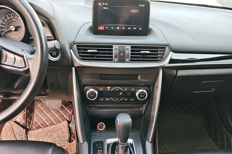 马自达CX-4 2018款 2.0L 自动两驱蓝天探索版 国V中控内饰16