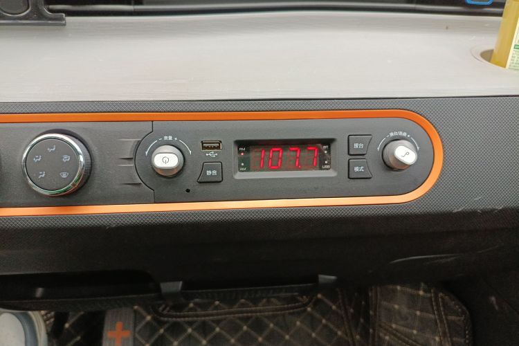 五菱汽车 宏光MINIEV 2020款 自在款 磷酸铁锂中控内饰16