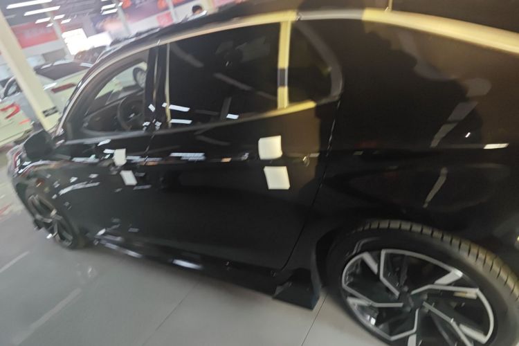 领克03 2023款 2.0TD DCT劲Pro车身外观4