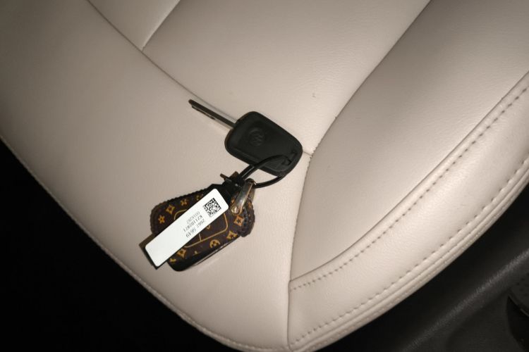 别克 英朗 2016款 15N 自动精英型中控内饰7001