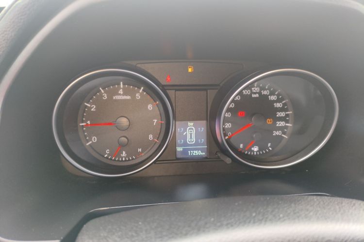 哈弗M6 2021款 PLUS 1.5T 手动精英智联型局部细节14