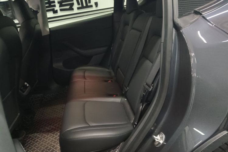 特斯拉 Model Y 2021款 长续航全轮驱动版 3D7中控内饰21