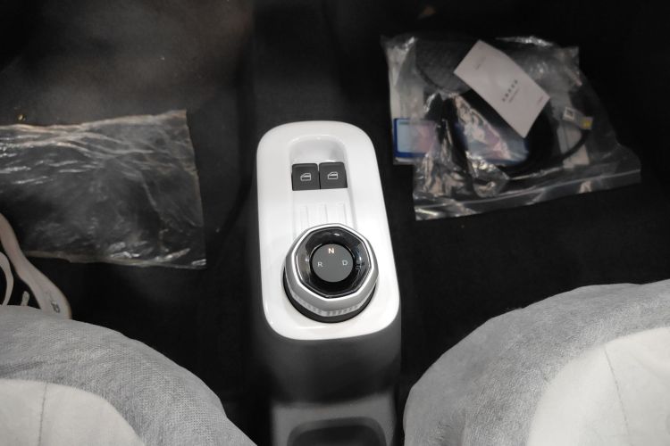 吉利银河 2025款 210km 熊猫卡丁局部细节18