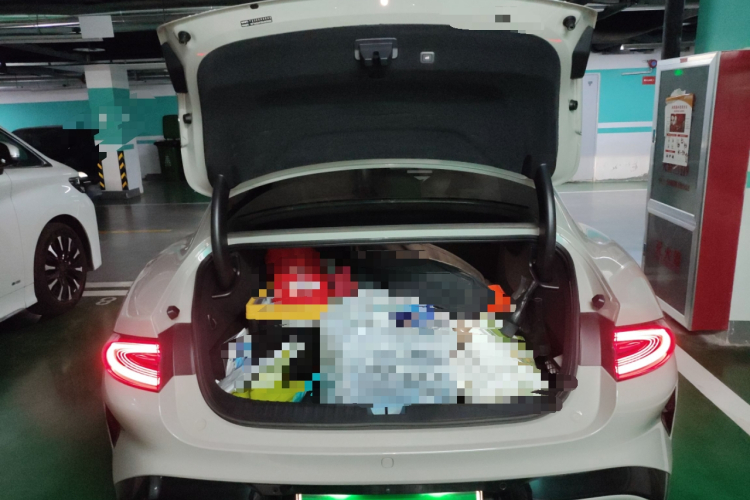 小米汽车 小米SU7 2024款 后驱长续航智驾版中控内饰23