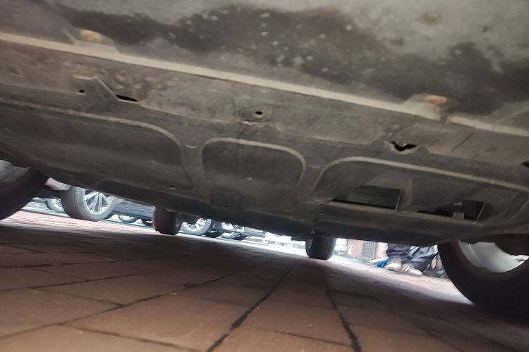 大众 朗逸 2011款 1.6L 自动品雅版局部细节9008