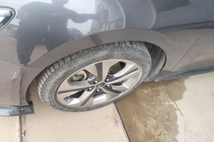 现代 菲斯塔 2019款 280TGDi 运动版 国VI车身外观6007