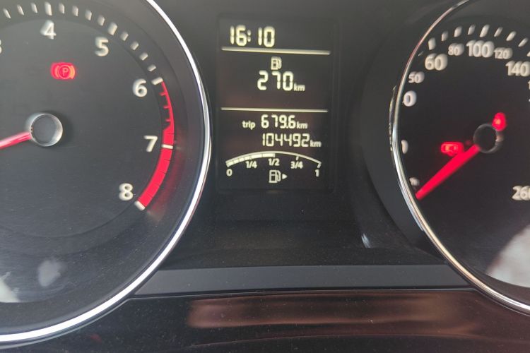 大众 速腾 2017款 1.6L 手动舒适型中控内饰15