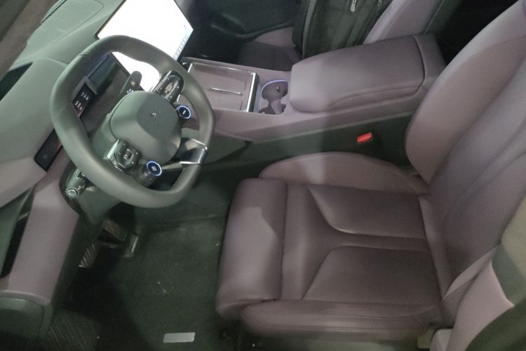 小鹏P7 2025款 702 长续航 Ultra中控内饰19