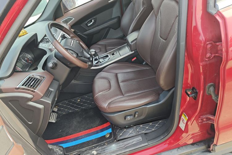 陆风X7 2015款 2.0T 全景尊贵版中控内饰19