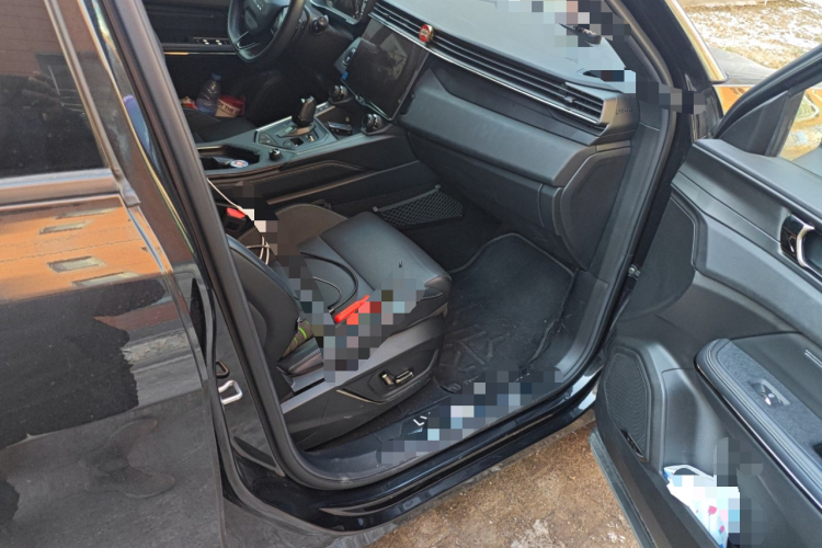 领克01 2021款 2.0TD 四驱暗夜版局部细节9005