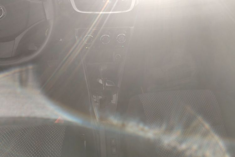 丰田 威驰FS 2017款 1.5L CVT锋驰版局部细节18