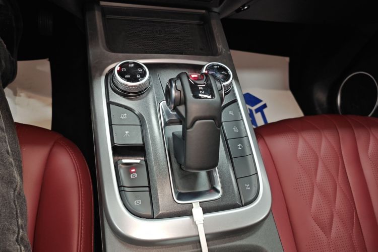 坦克300 2024款 2.0T 挑战者中控内饰18