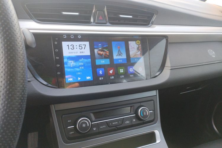 吉利汽车 帝豪 2018款 1.5L 手动向上互联版中控内饰16