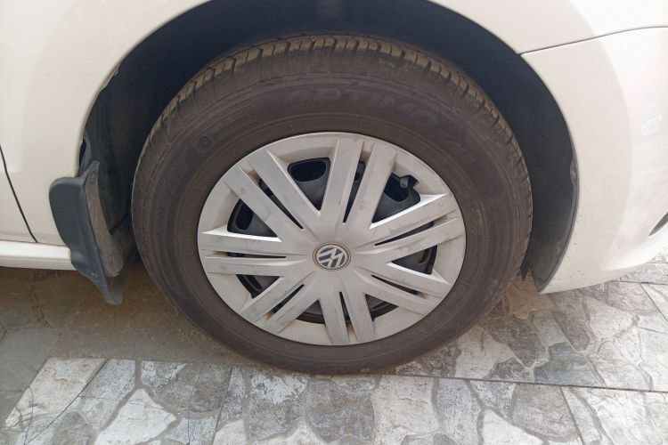 大众 Polo 2016款 1.4L 自动风尚型车身外观10