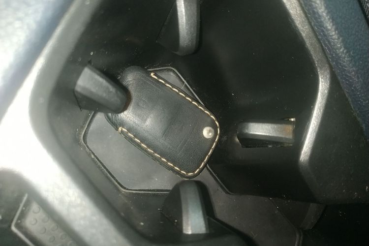 大众 途岳 2023款 300TSI 两驱新月版中控内饰7001