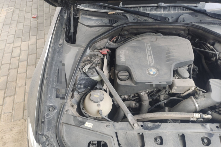 宝马5系 2017款 525Li 豪华设计套装局部细节9006