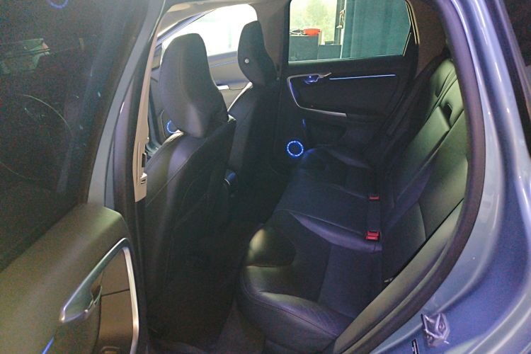 沃尔沃XC60 2017款 T5 智行升级版中控内饰21