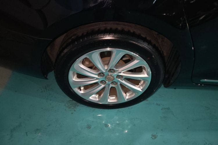 别克 君越 2013款 2.4L SIDI豪华舒适型车身外观6006