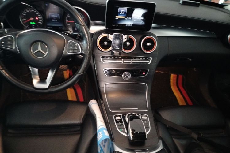 奔驰C级 2015款 改款 C 200 L 运动型局部细节16