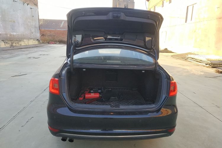 大众 速腾 2014款 改款 1.4TSI 自动旗舰版局部细节23